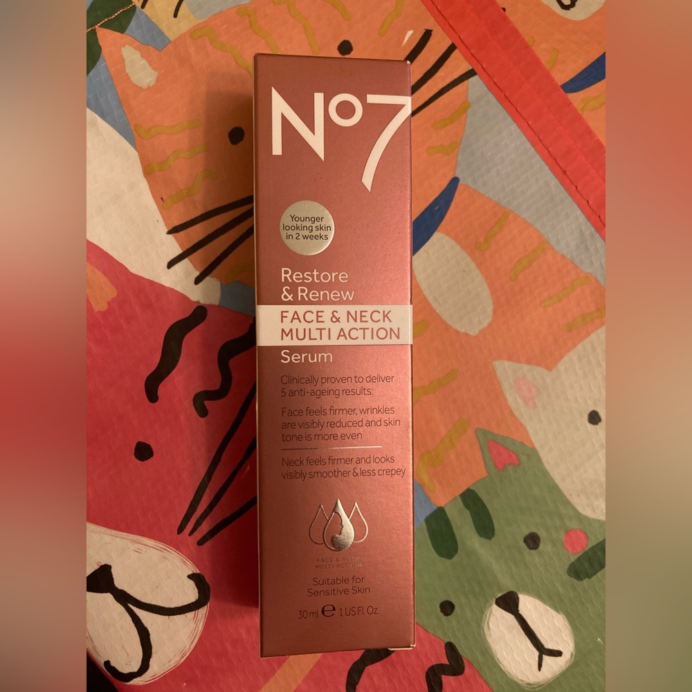 Boots No 7 Restore & Renew Face & Neck Multi Action Serum